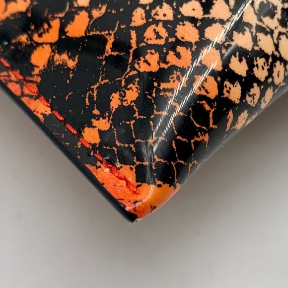 Marc by Marc Jacobs Annabella Red Snake Skin Print PVC Clutch - Picture 9 of 11